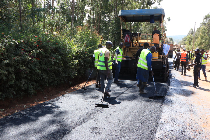 Tarmacking of Kwa Ngando - Riu Nderi Road